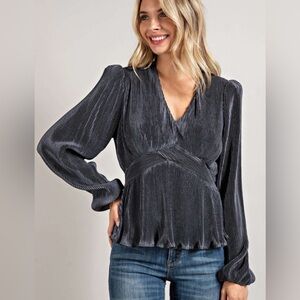 Astr the Label Sharon Pleated Peplum Top